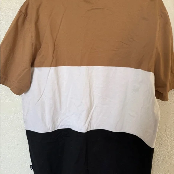 Hugo Boss Men's Tri-Tone Tee in Brown, White, and Black - Picture 2 of 3